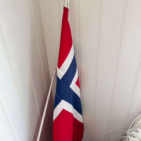 Norsk flagg til å henge på veranda.