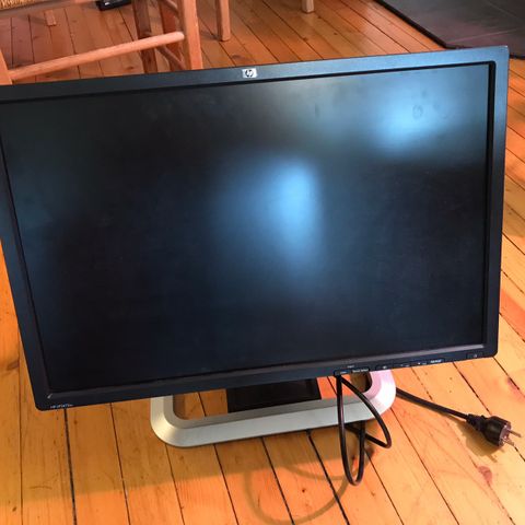 HP 24” monitor