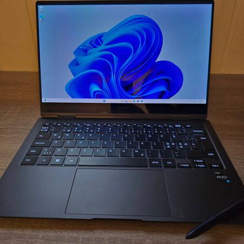 Samsung Galaxy Book 2 Pro 360