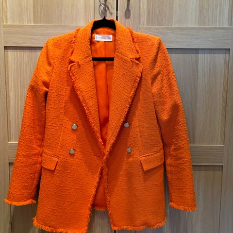 Fresh blazer fra mango