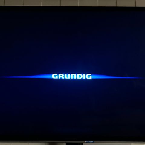 Grundig 47" VLE9279BP