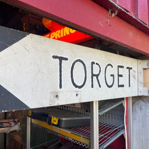 «Torget» skilt