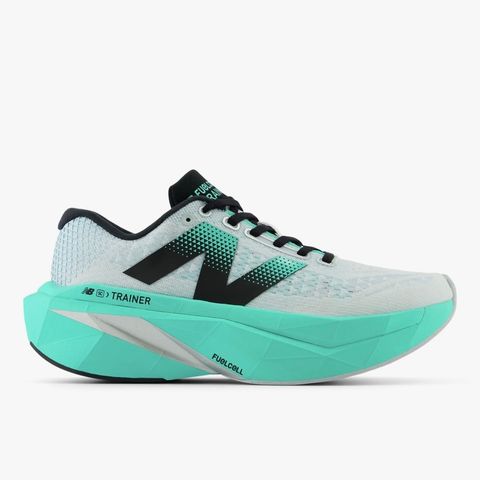 Siste nye New Balance Fuelcell Supercomp Trainer V3, str 39 dame