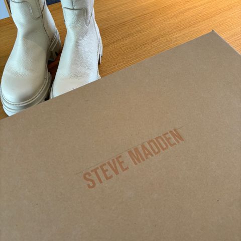 Steve Madden Mana Boot Boots