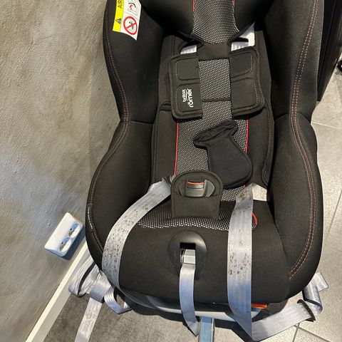 UBRUKT Bilstol, Max-way Plus, Britax, Cosmos Black