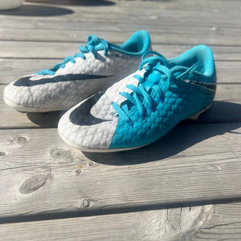 Nike fotballsko str 32