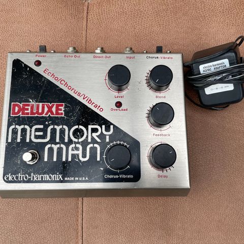 Electro Harmonix Deluxe Memory Man