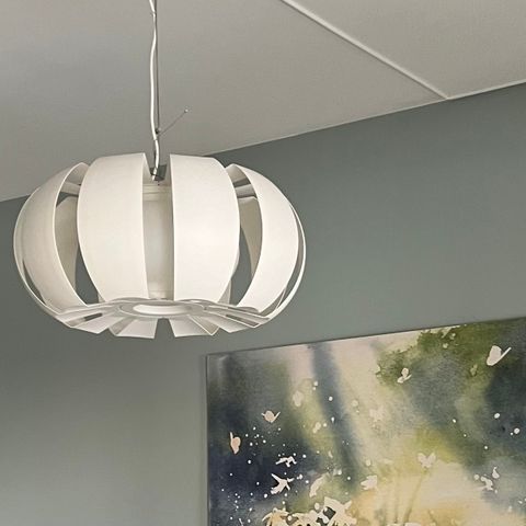 Ikea taklampe hvit