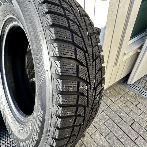 4 stk Hankook winter i*cept 225/75-16 li 104