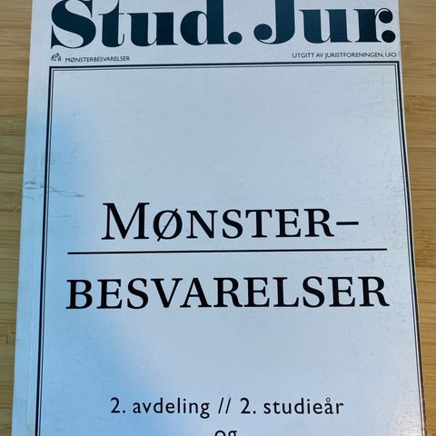 Mønsterbesvarelser 2. og 4. studieår