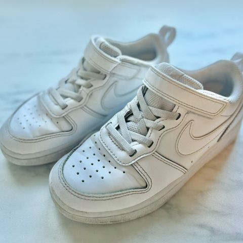 Nike sneakers str. 31.5