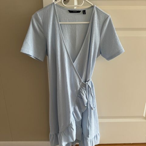 Wrap dress, kjole fra Only str. XS