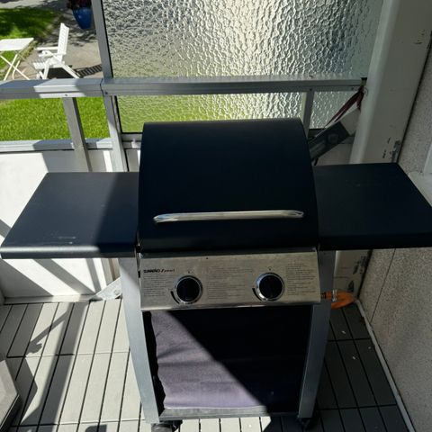 Sunwind gassgrill med to brennere