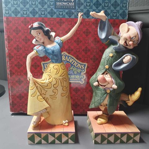 Disney traditions "Dancing partners"