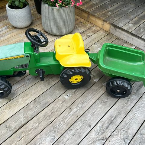 John Deere traktor