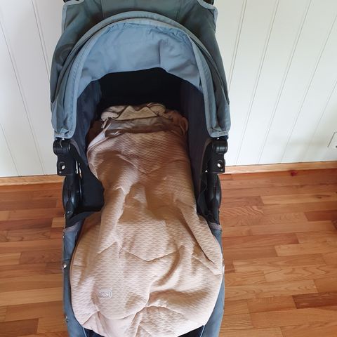 Selger babyjogger city mini med vår/sommer pose easygrow  vinterpose fra voksi