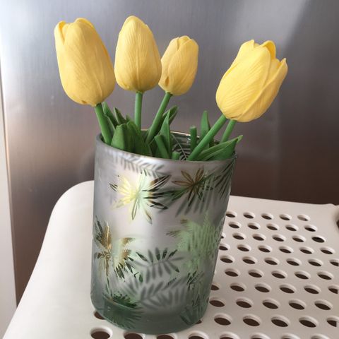 Vase med tulipaner