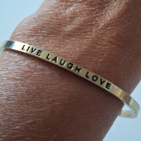 Armbånd Live Laugh Love