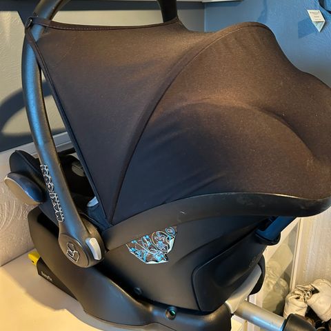 Maxi-Cosi CabrioFix Black + Base EasyFix