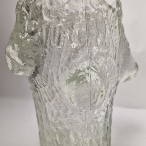 Glass vase