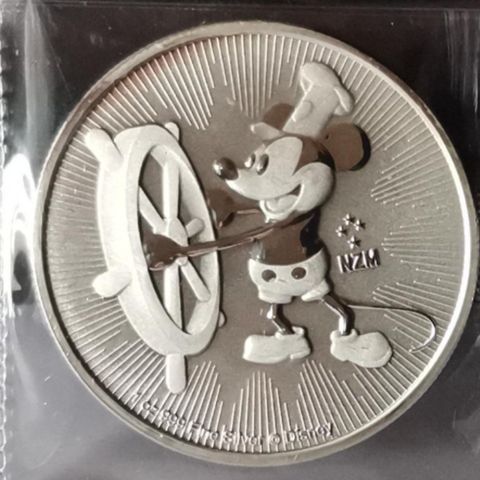 Steamboat Willie 2017 1 oz silver Niue.  Mikke mus 0.999 sølv. I kapsel Disney m