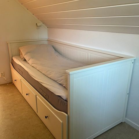 IKEA HEMNES Dagseng med 3 skuffer 80x200 cm