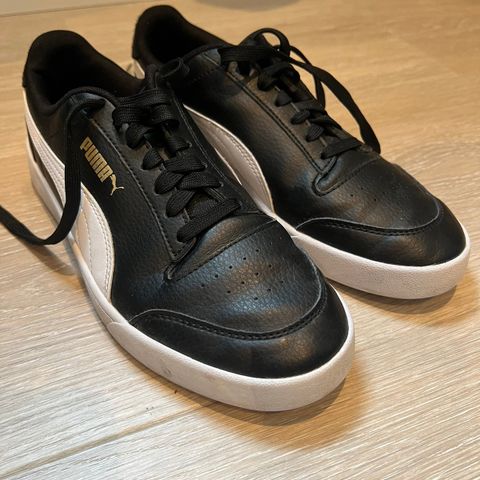 Puma sneakers