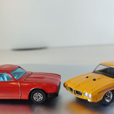 FORD CAPRI MK 3 1978  CORGI pluss PONTIAC GTO 1970  GREENLIGHT