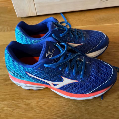 Mizuno joggesko som nye str 35