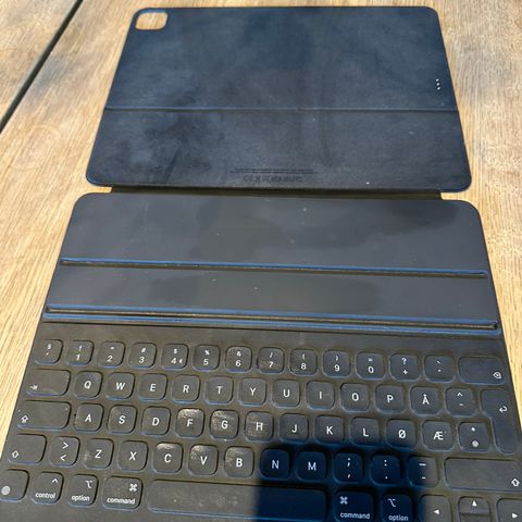 Apple Smart Folio keyboard for IPad 12.9 og 13