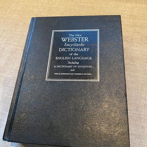 The New Webster Encyclopedic Dictionary Engelsk ordbok