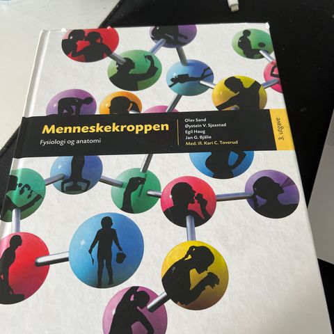 Menneskekroppen - sykepleie år 1 høst pensum