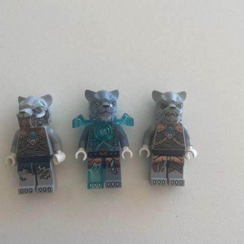 Selger noen kule Lego Chima figurer!