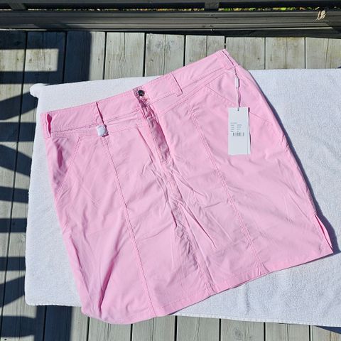 Röhnisch skort (skjørt med shorts) - ubrukt - str 46