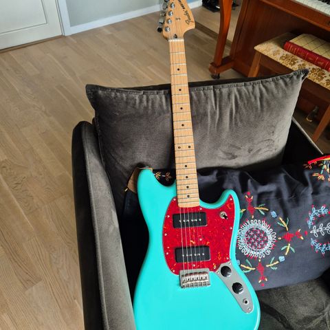 Fender mustang player 90