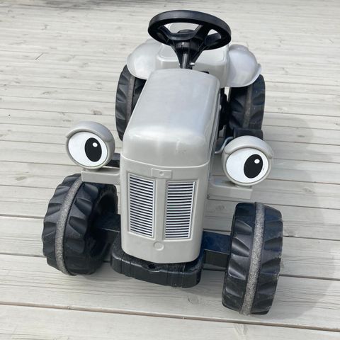 Gråtass leketraktor