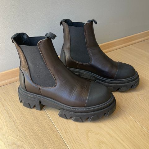 Pavement Chelsea Boots str 37