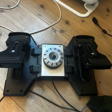 Logitech Pro flight rudder pedals