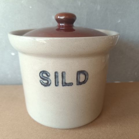 Sildkrukke i keramikk fra Denby Stoneware England (14,5 Ø, 14 H)