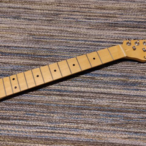 Hals til Stratocaster type gitar