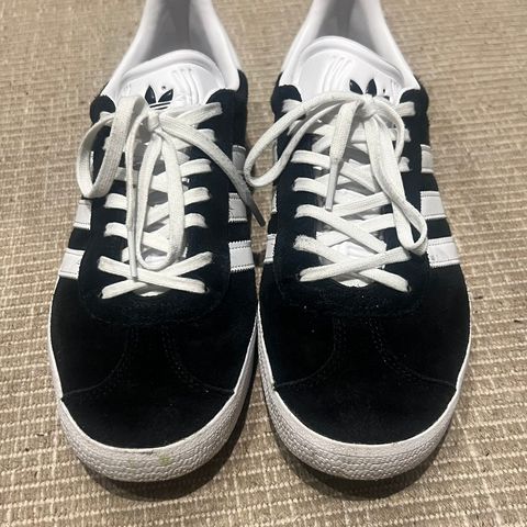 Gazelle sneakers