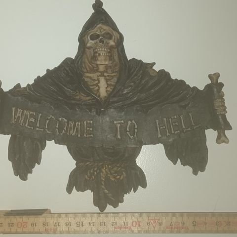 Dekorasjon "welcome to hell"