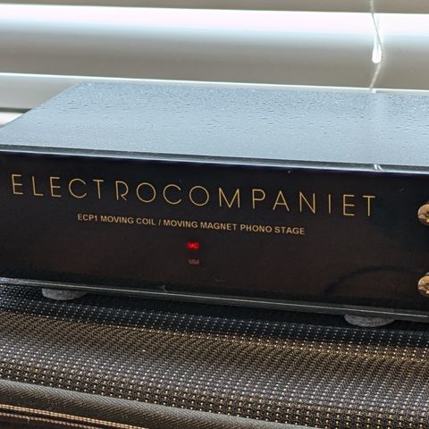 ELECTROCOMPANIET ECP1 Phono forsterker