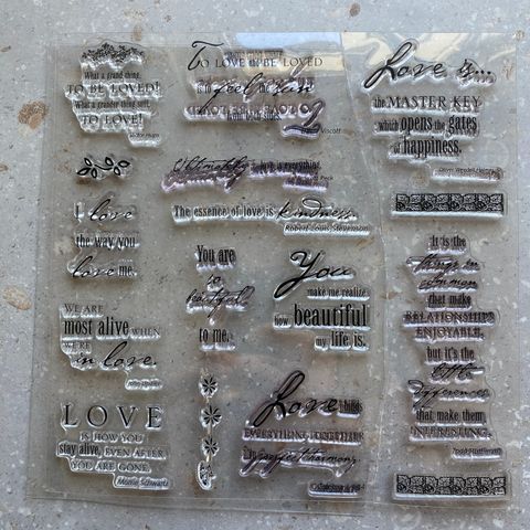 Clearstamps tekster «love»