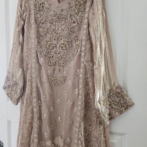 Ny shalwar kamiz