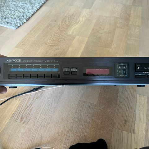 Kenwood stereo synthesizer tuner