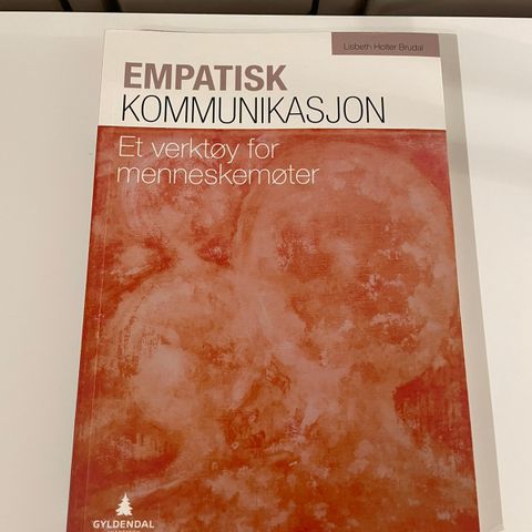 Empatisk kommunikasjon