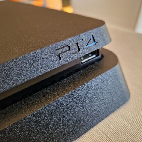 PS4 MED 2TB SSD