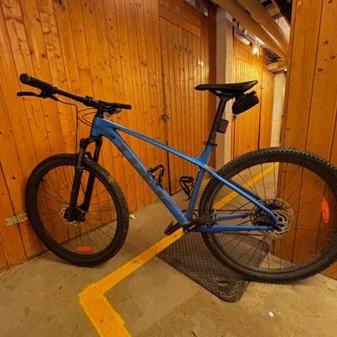 Trek X-Calber 8 - 29, Str L