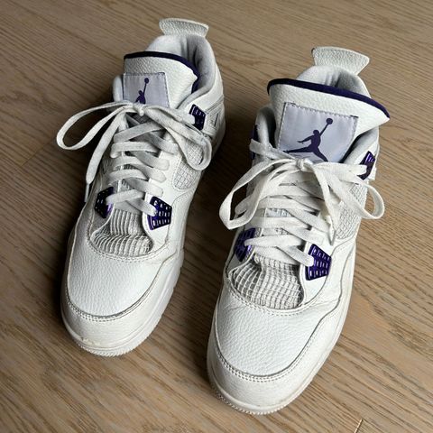 Jordan 4 metallic purple